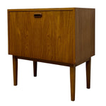 Load image into Gallery viewer, cabinet on legs
