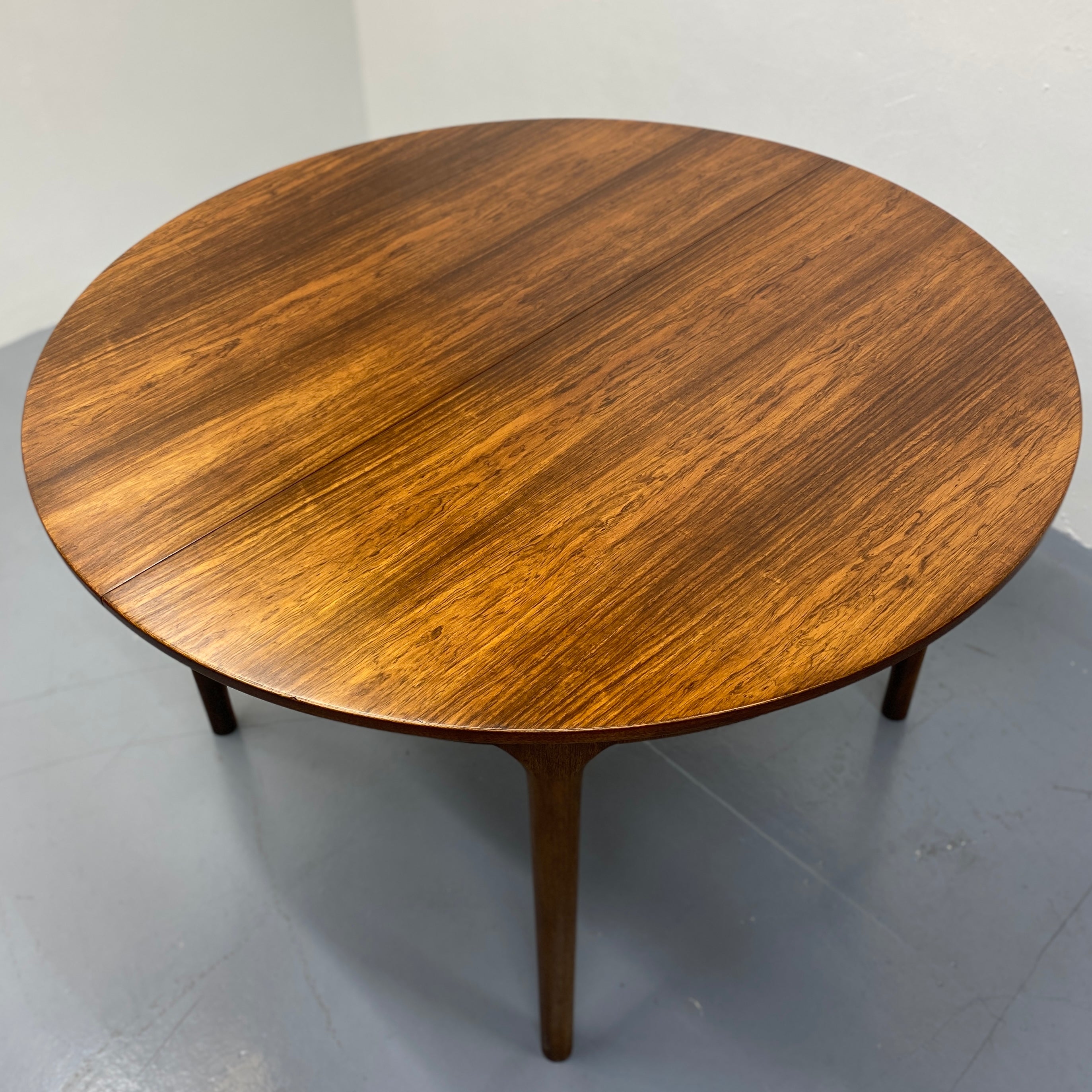 Rosewood Circular Dining Table