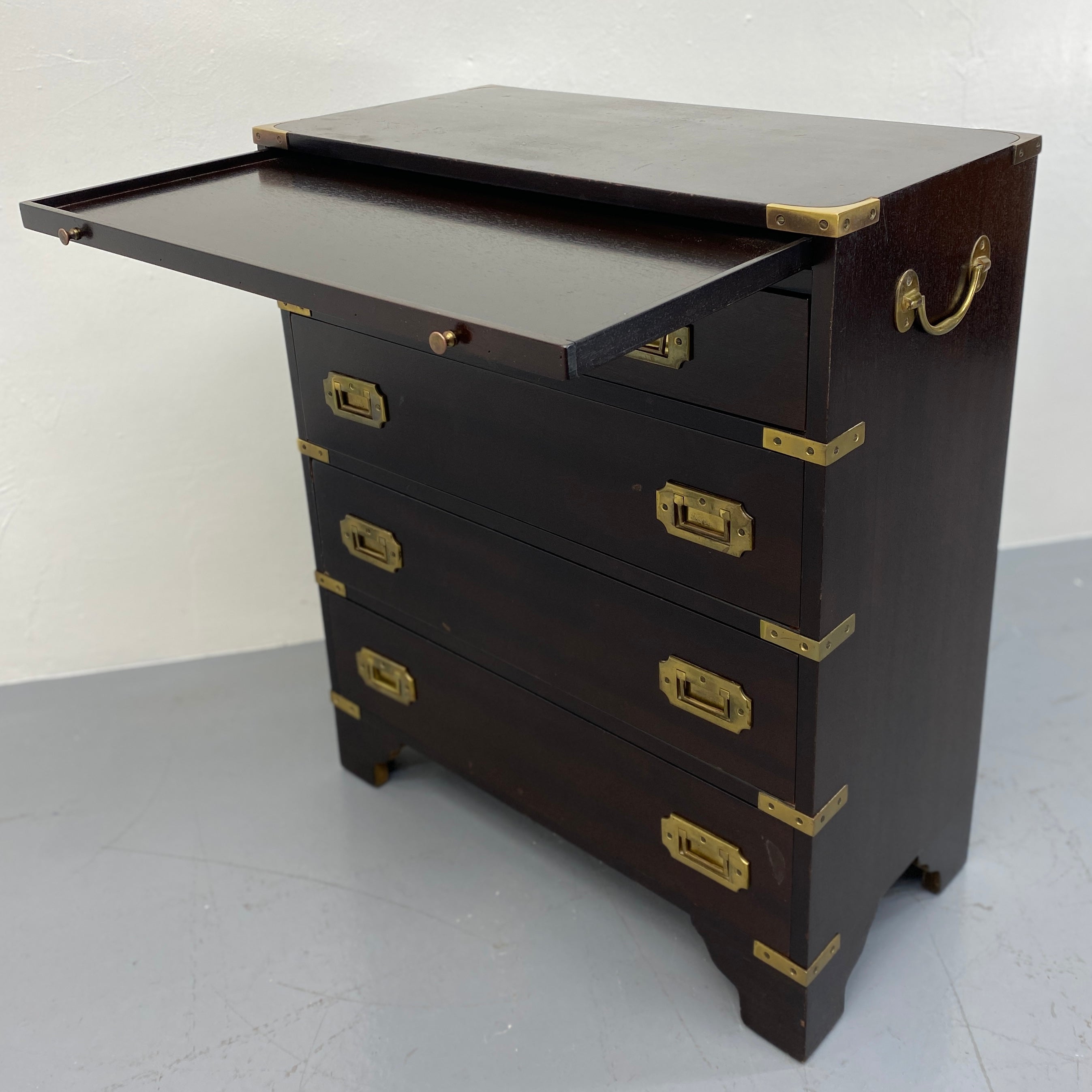 CAMPAIGN CHEST PULLOUT TABLE