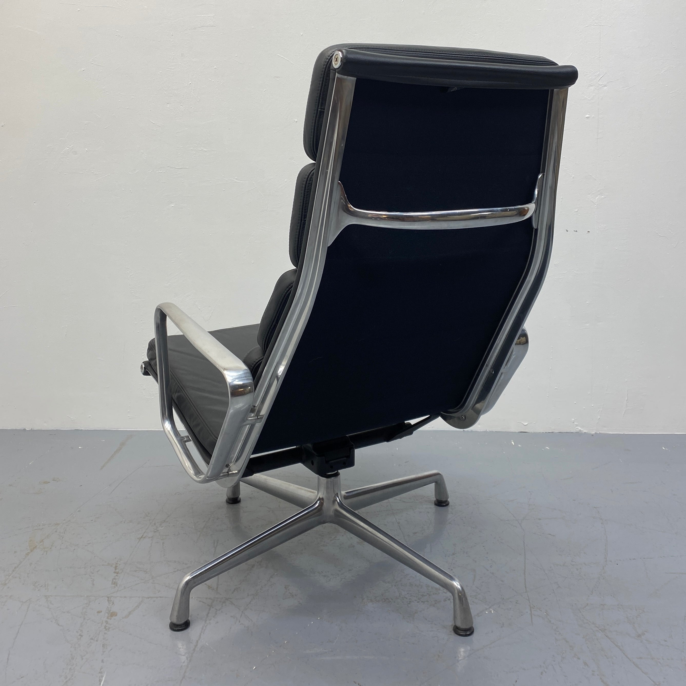 Back Of Vintage Eames Chair Model EA215