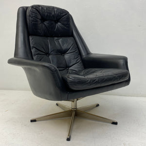 Buttons Of Danish Leather Lounge Chair
