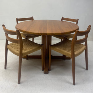 Niels Moller Dining Table Set