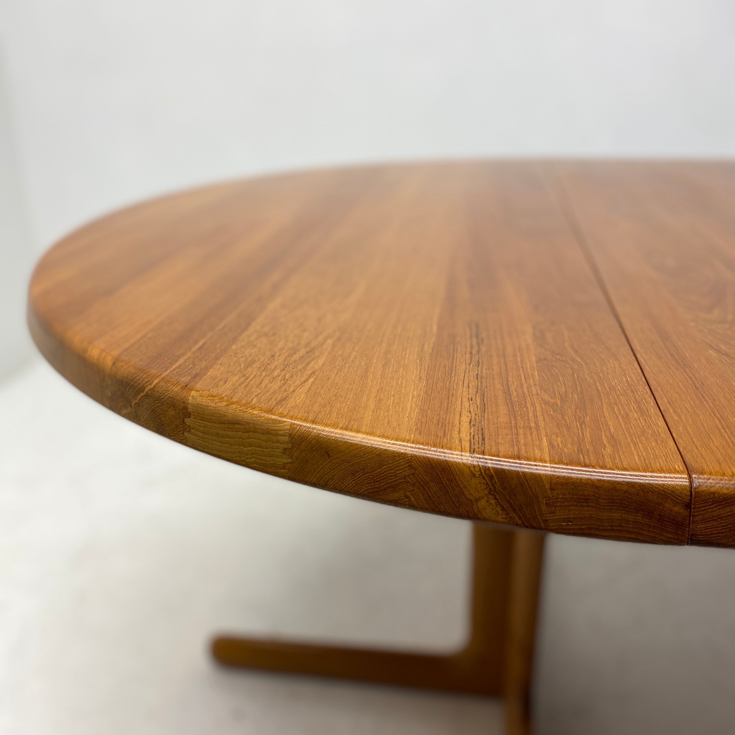 Teak Edge Niels Moller Dining Table Extendable