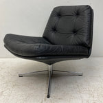 Load image into Gallery viewer, Swivel 1960s Lounge Chair Swivel
