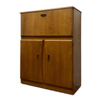 Load image into Gallery viewer, Cocktail Cabinet Vintage Illuminated
