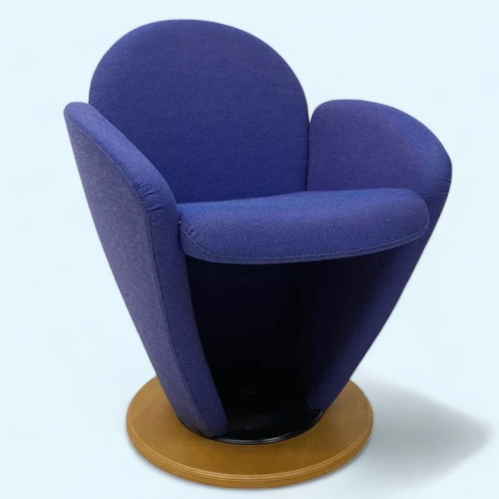 Scandinavian Swivel Chair Blue