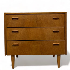 Beech Legs Vintage Chest Drawers 1960