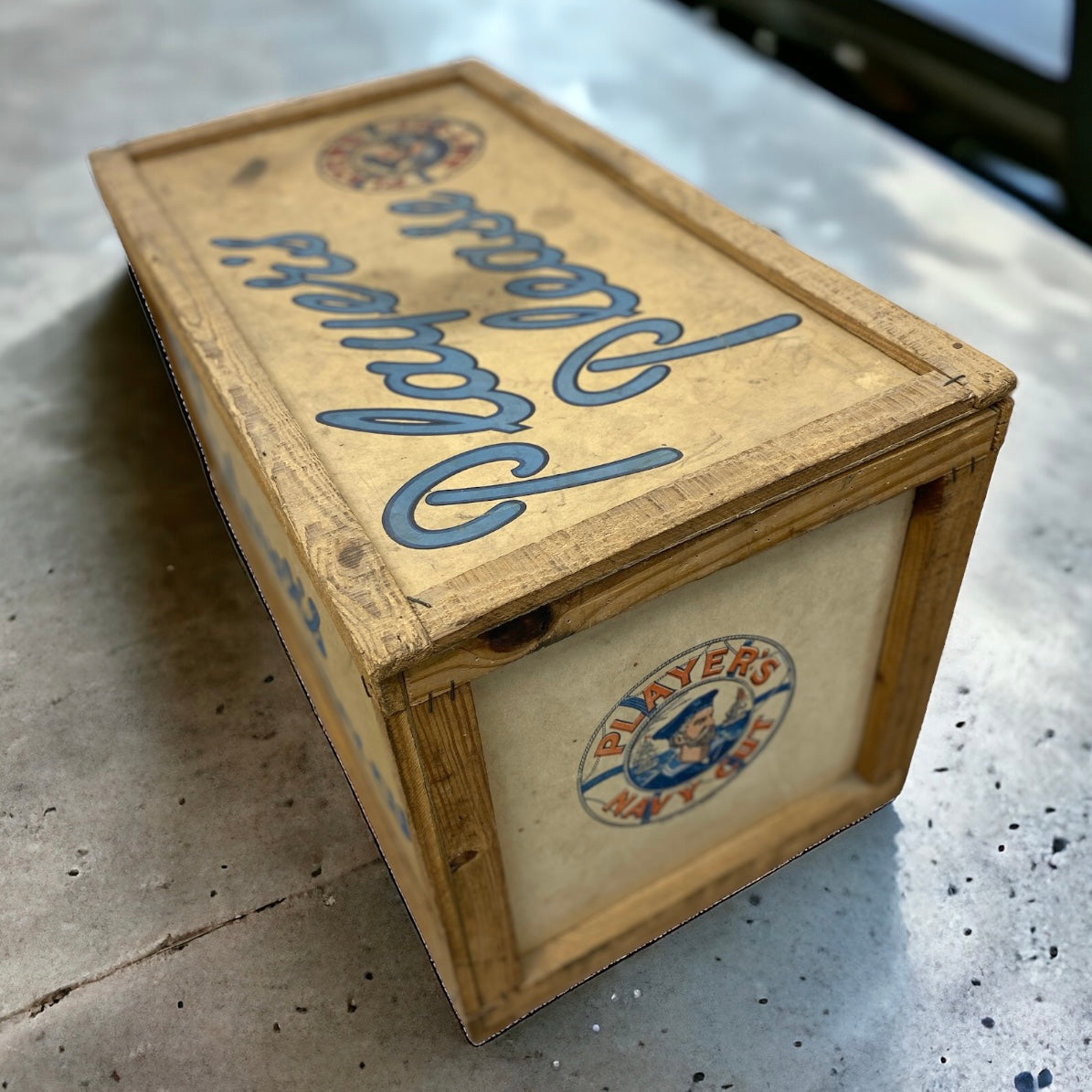 RoomSet Original Players Navy Cut Tobacco Crate