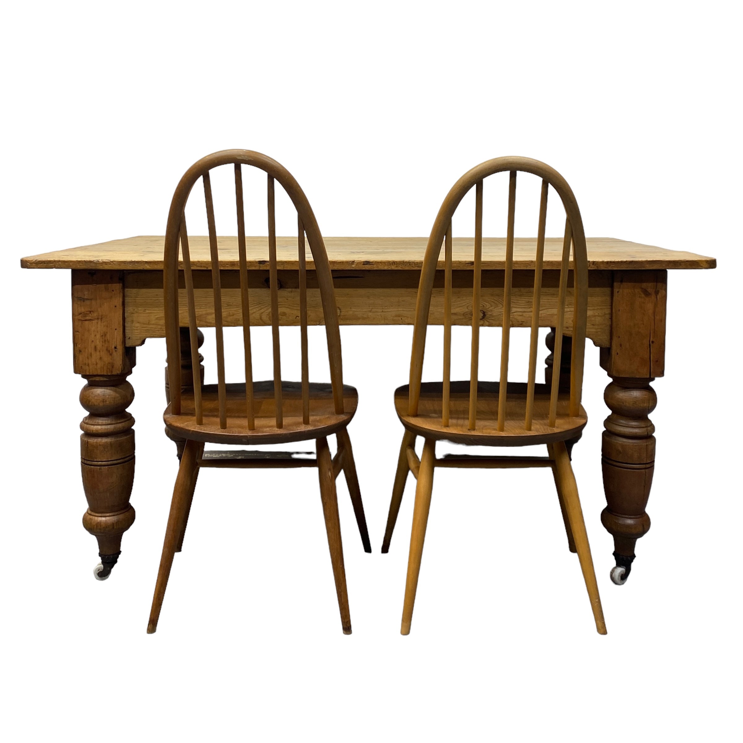 Pine Victorian Farmhouse Dining Table