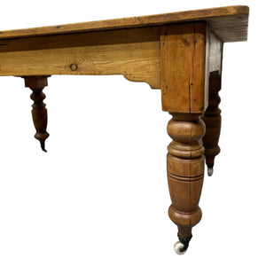 Castors Victorian Farmhouse Dining Table