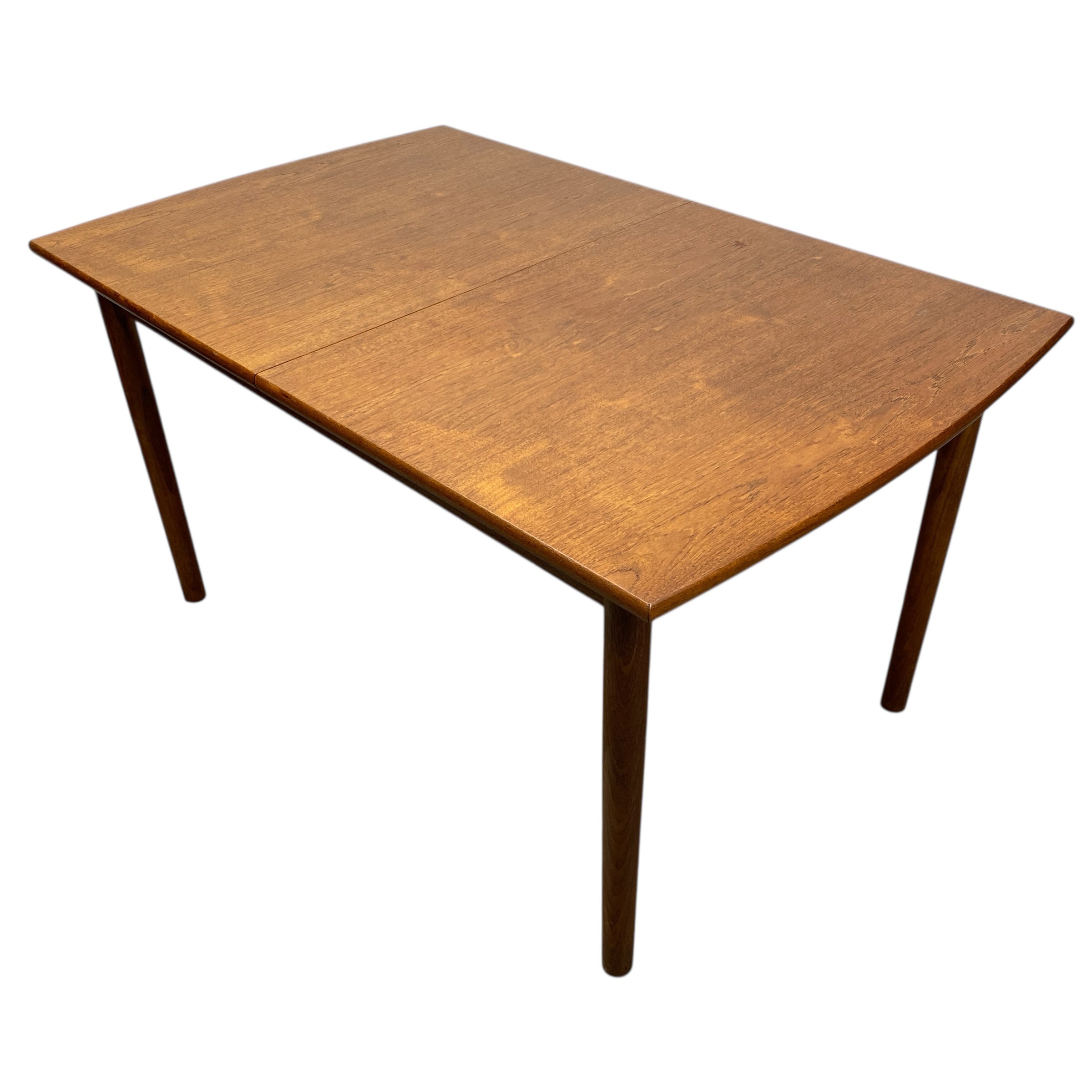 Curved sides Vanson Dining Table 70s Teak Extendable