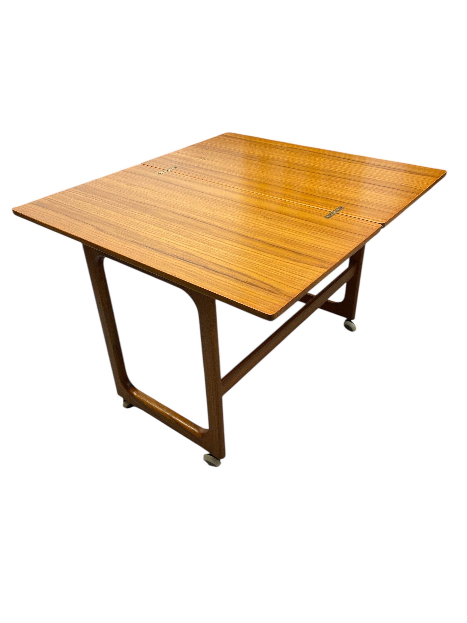 Mcintosh Large Table 