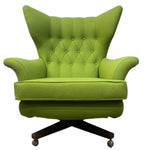 Load image into Gallery viewer, Green armchair with tufted backrest on a white background
