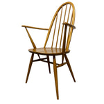 Load image into Gallery viewer, Quaker Arched Back Carver 
