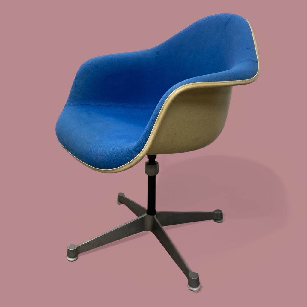 Herman Miller Eames Shell Chair
