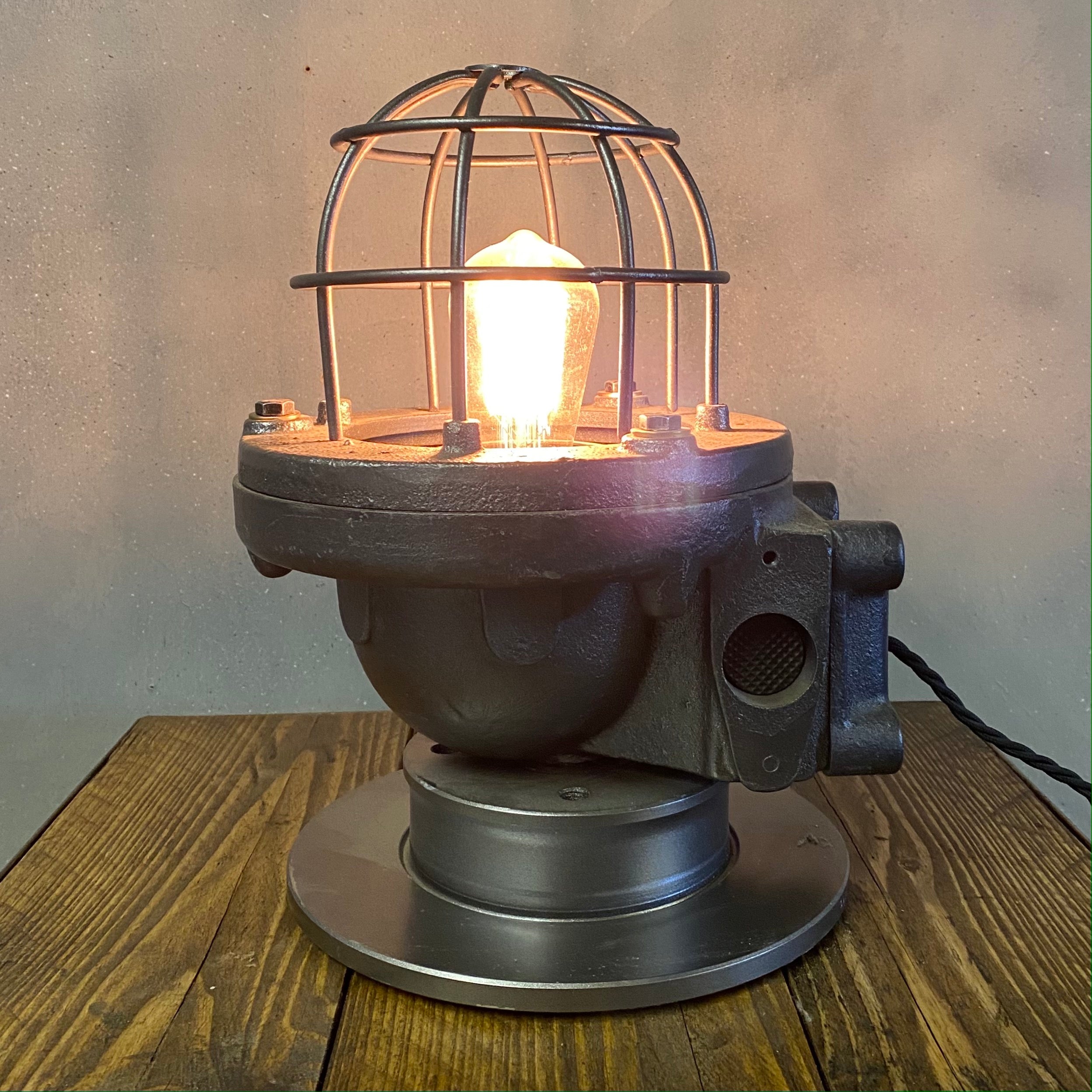 Explosion proof Industrial desk lamp