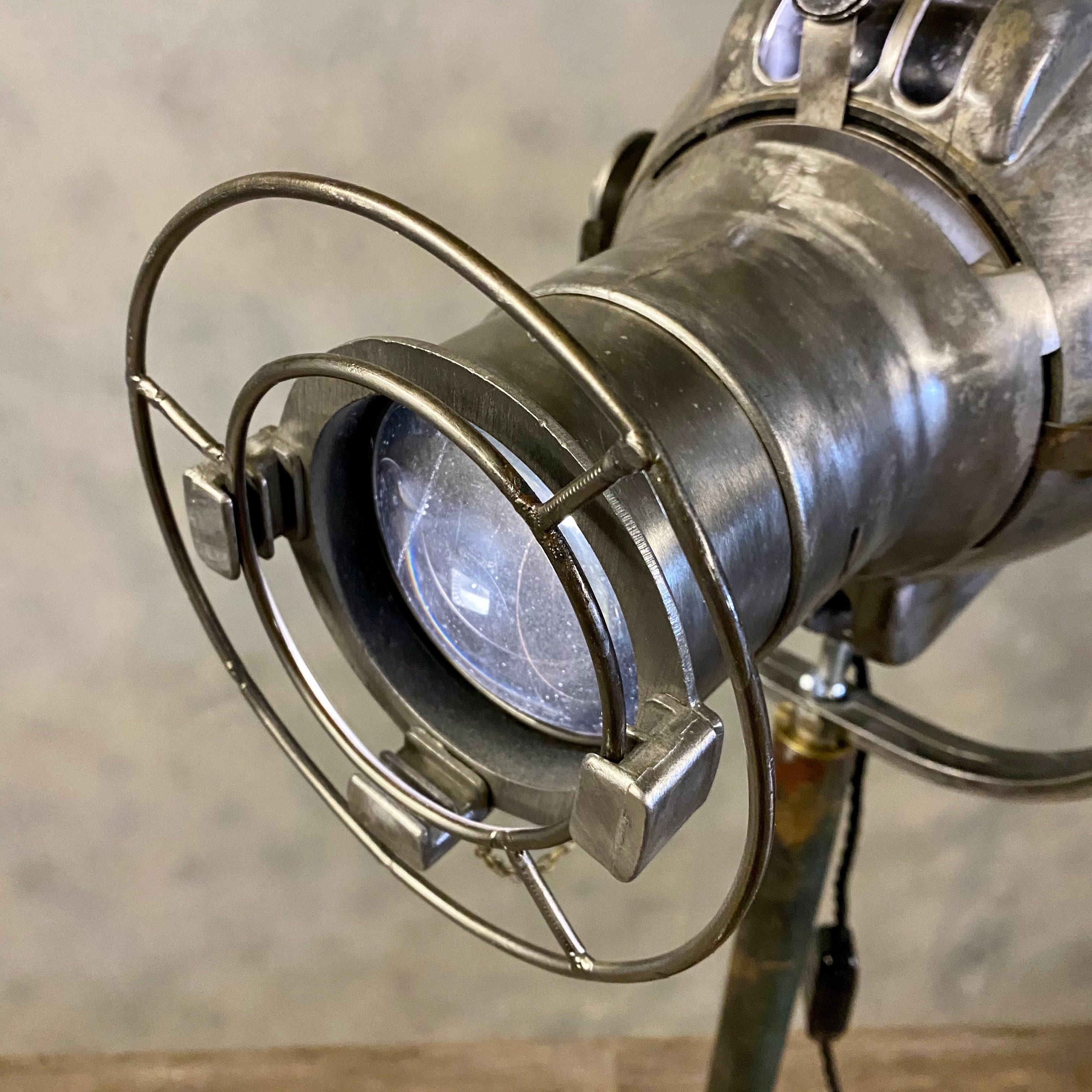 Industrial Lamp Head