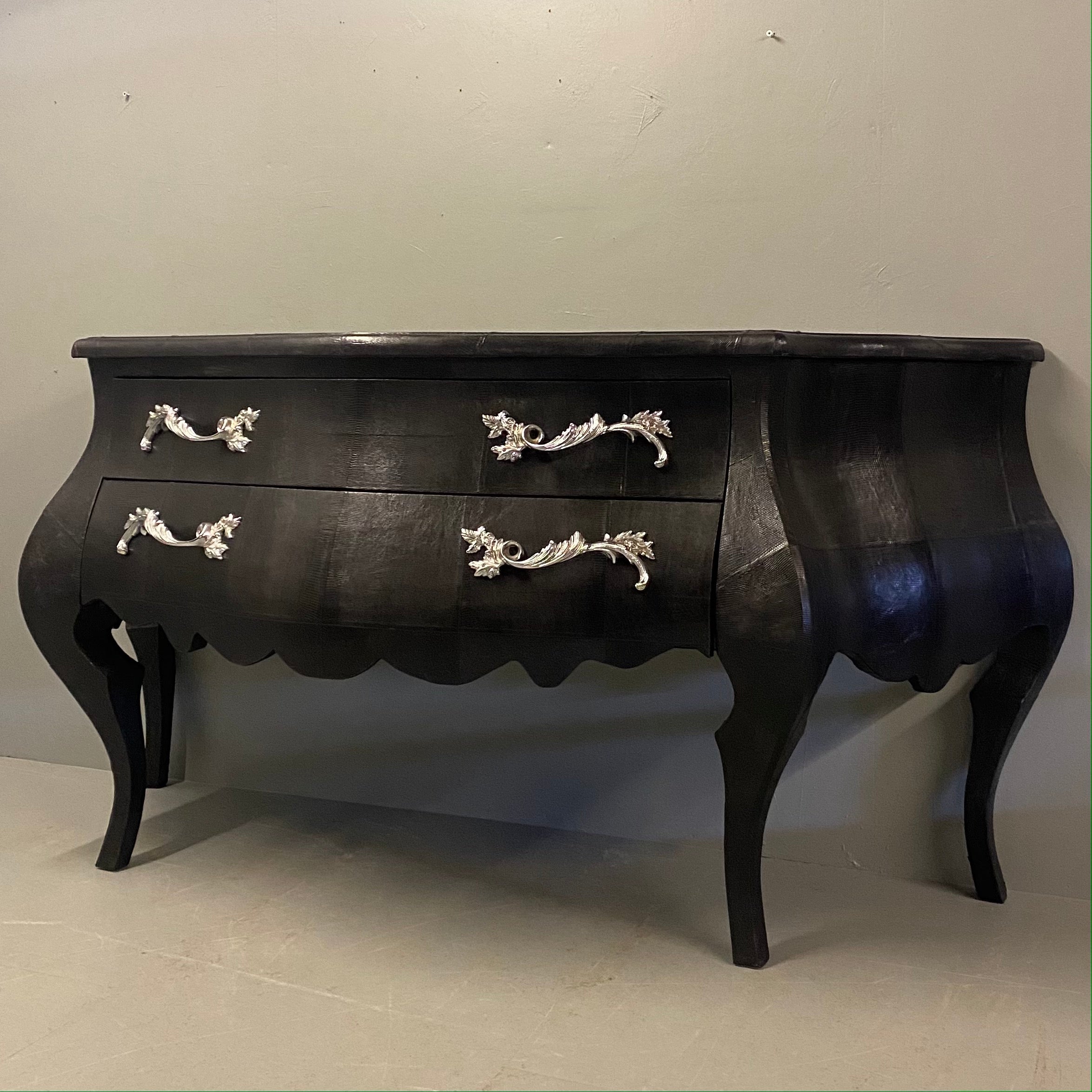Black Chest Drawers
