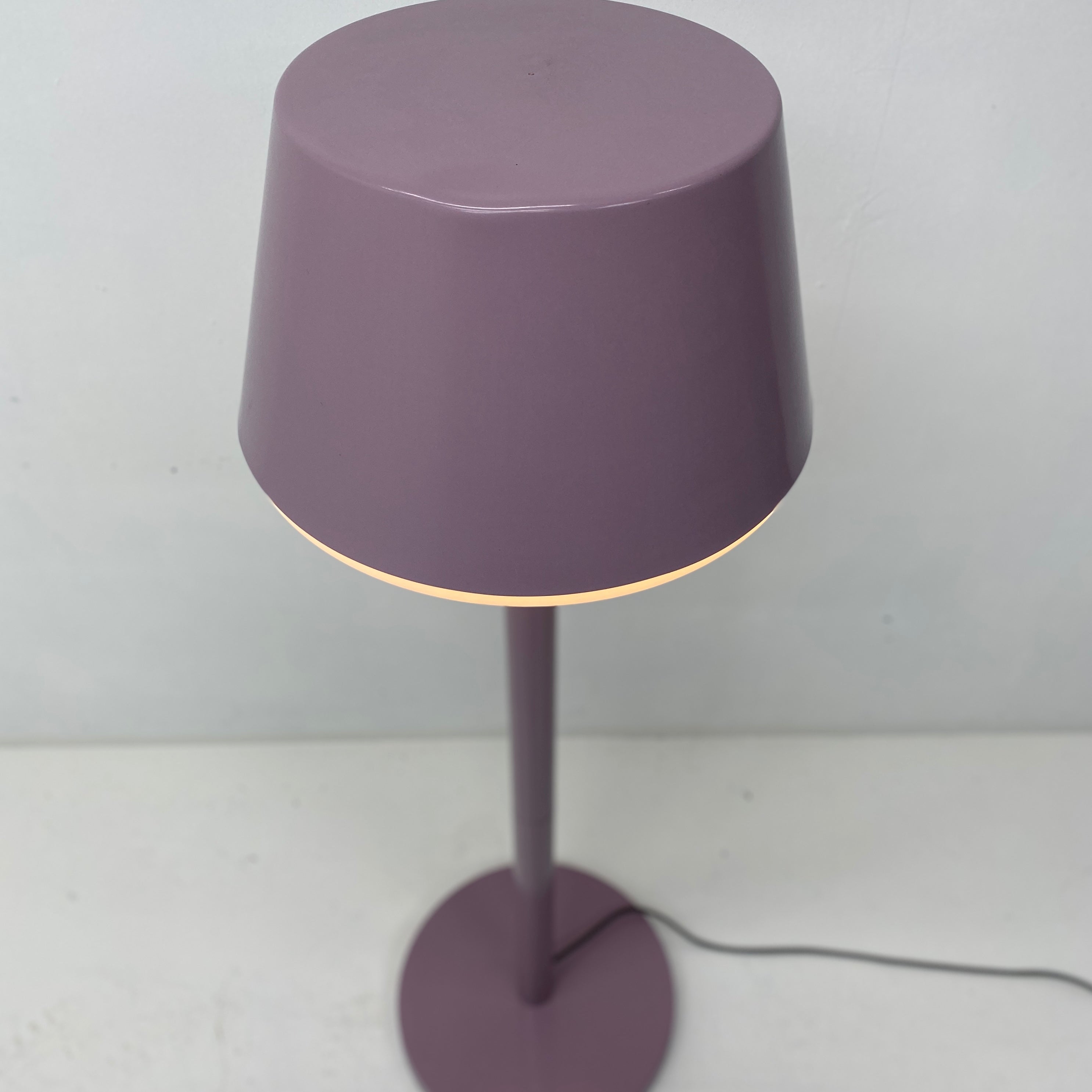 Lilac Dub Luce Outdoor Lamp Lilac