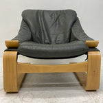 Load image into Gallery viewer, Front Of Ake Fribytter Lounge Chair
