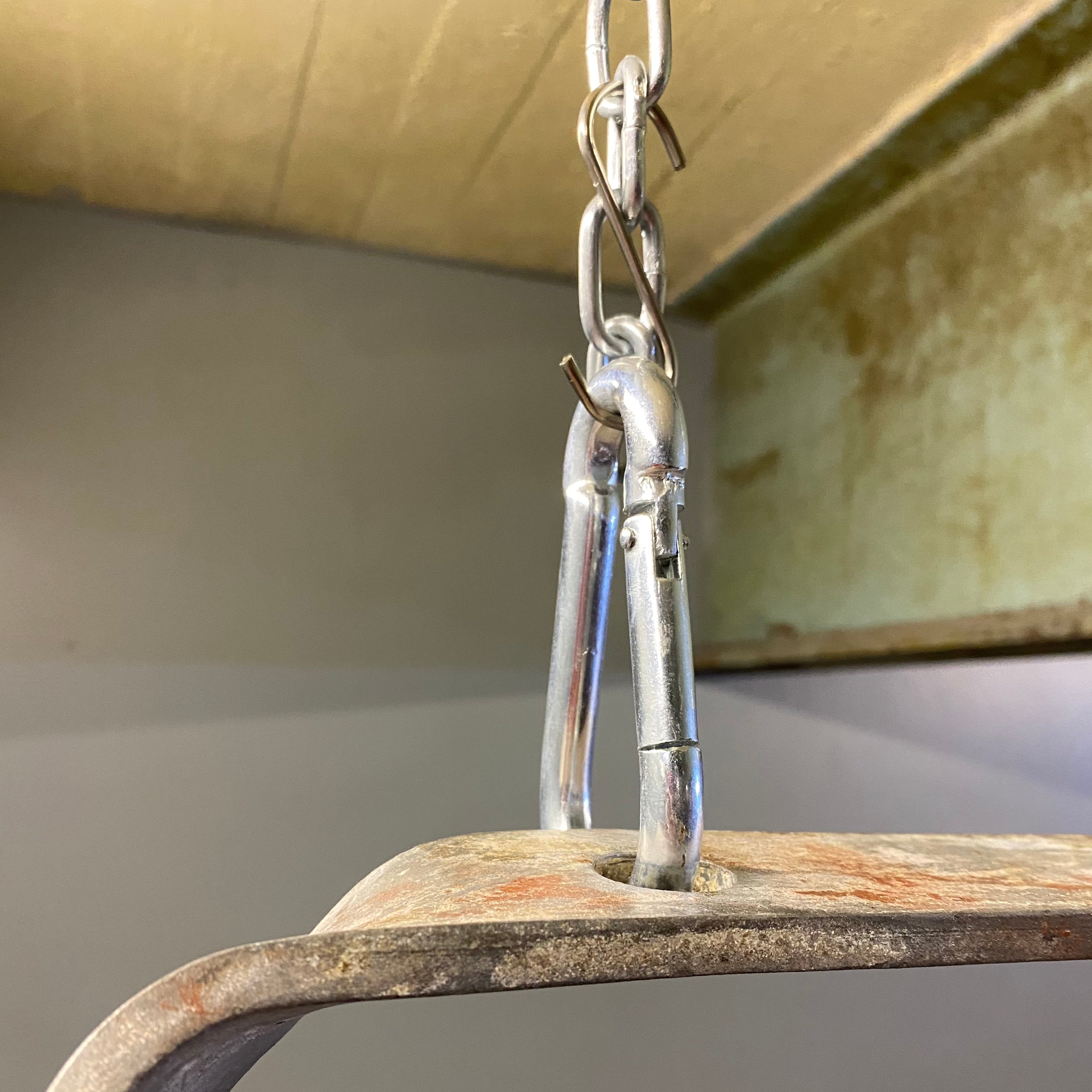 Industrial Lighting Hanger