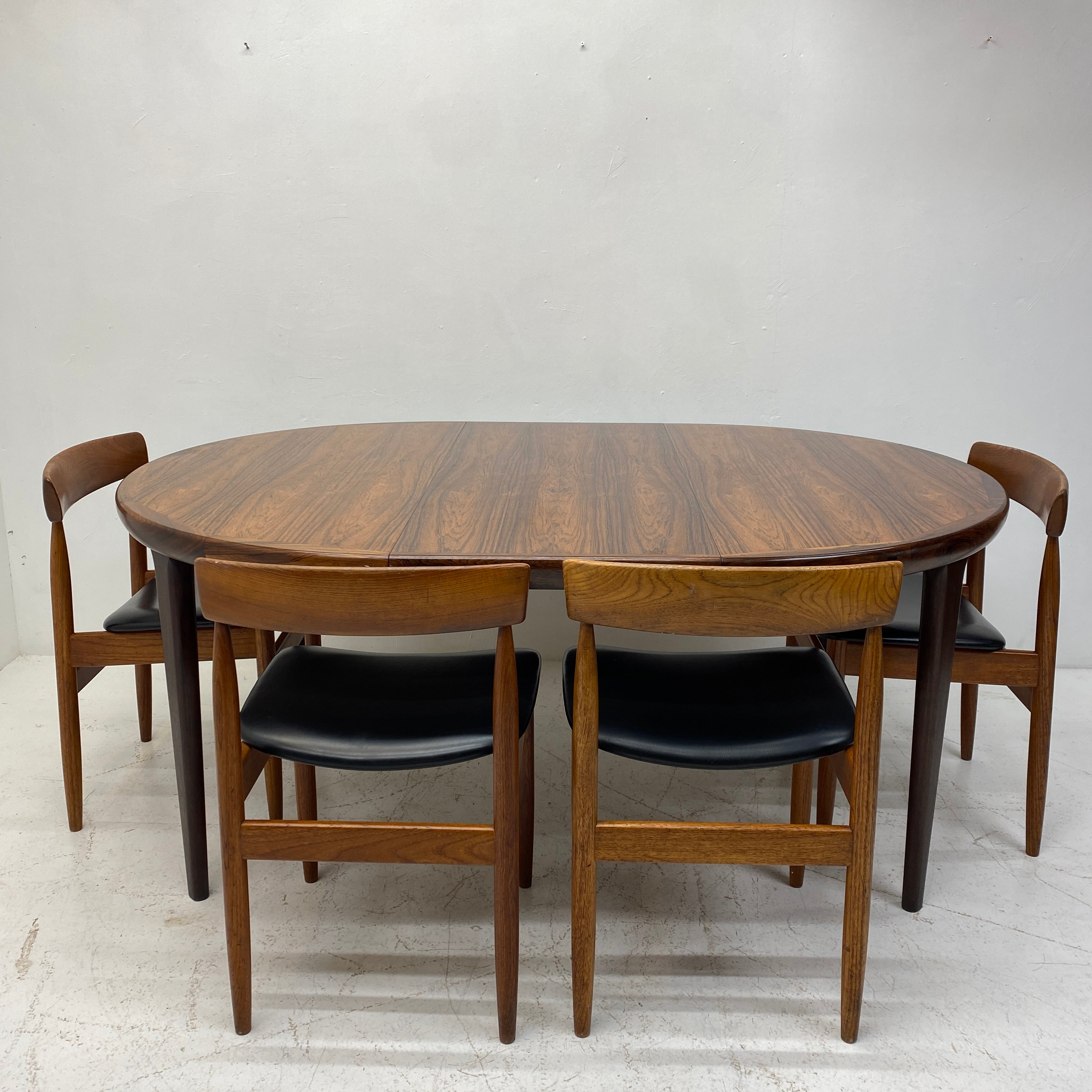 Oval Midcentury Rosewood Dining Table