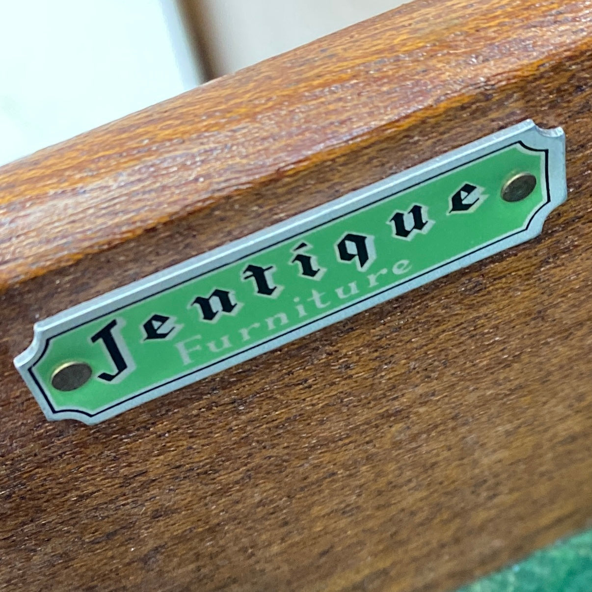 Jentique Furniture