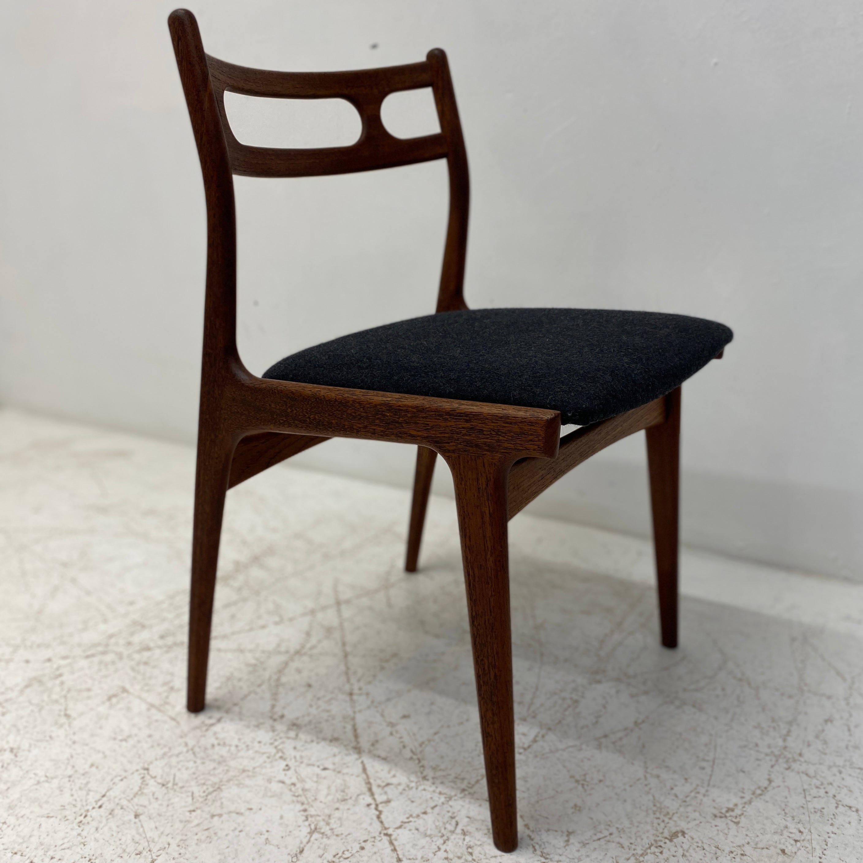 Side Of Jonannes Anderson Dining Chairs Model 138 
