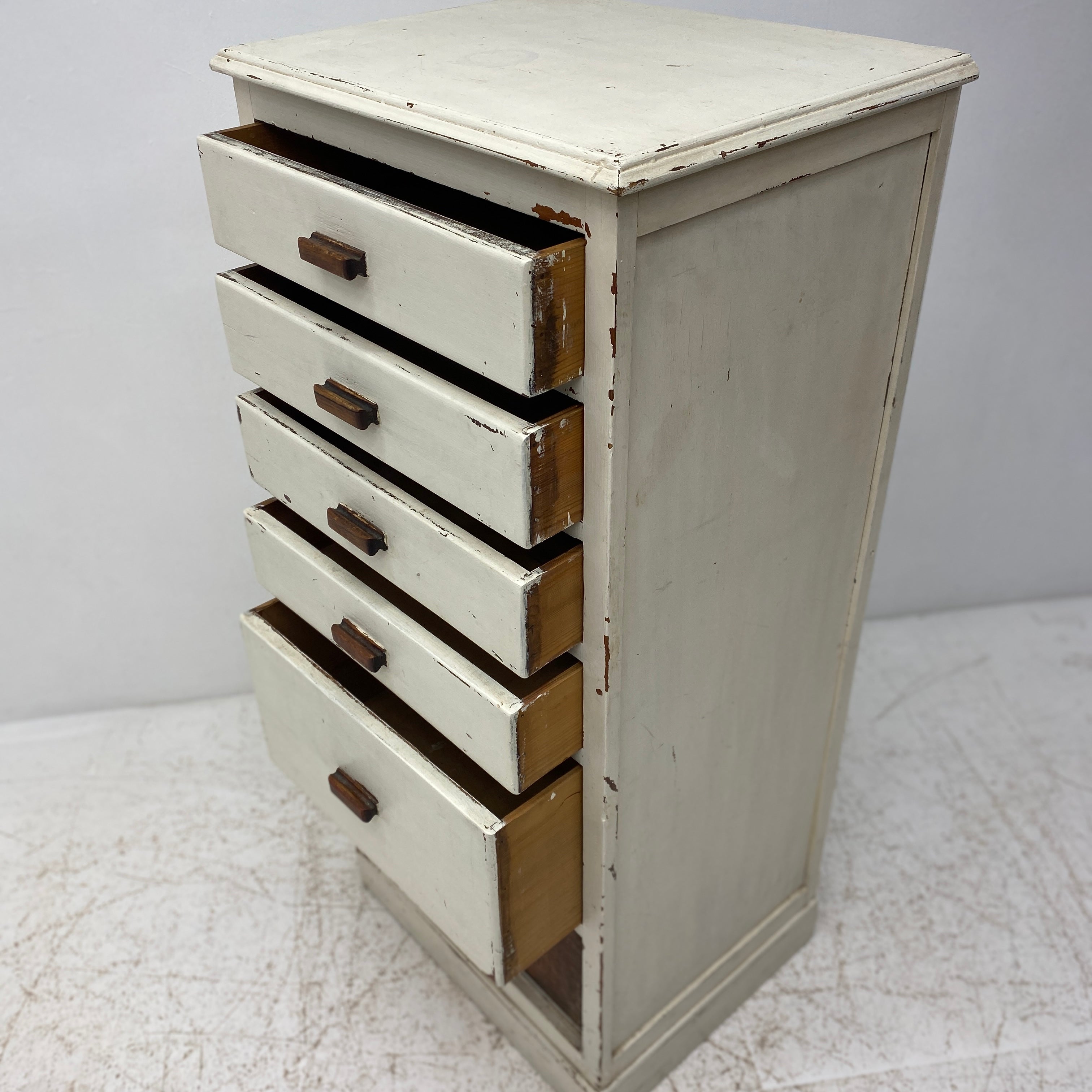 Open Drawers Vintage Chest Of Drawers