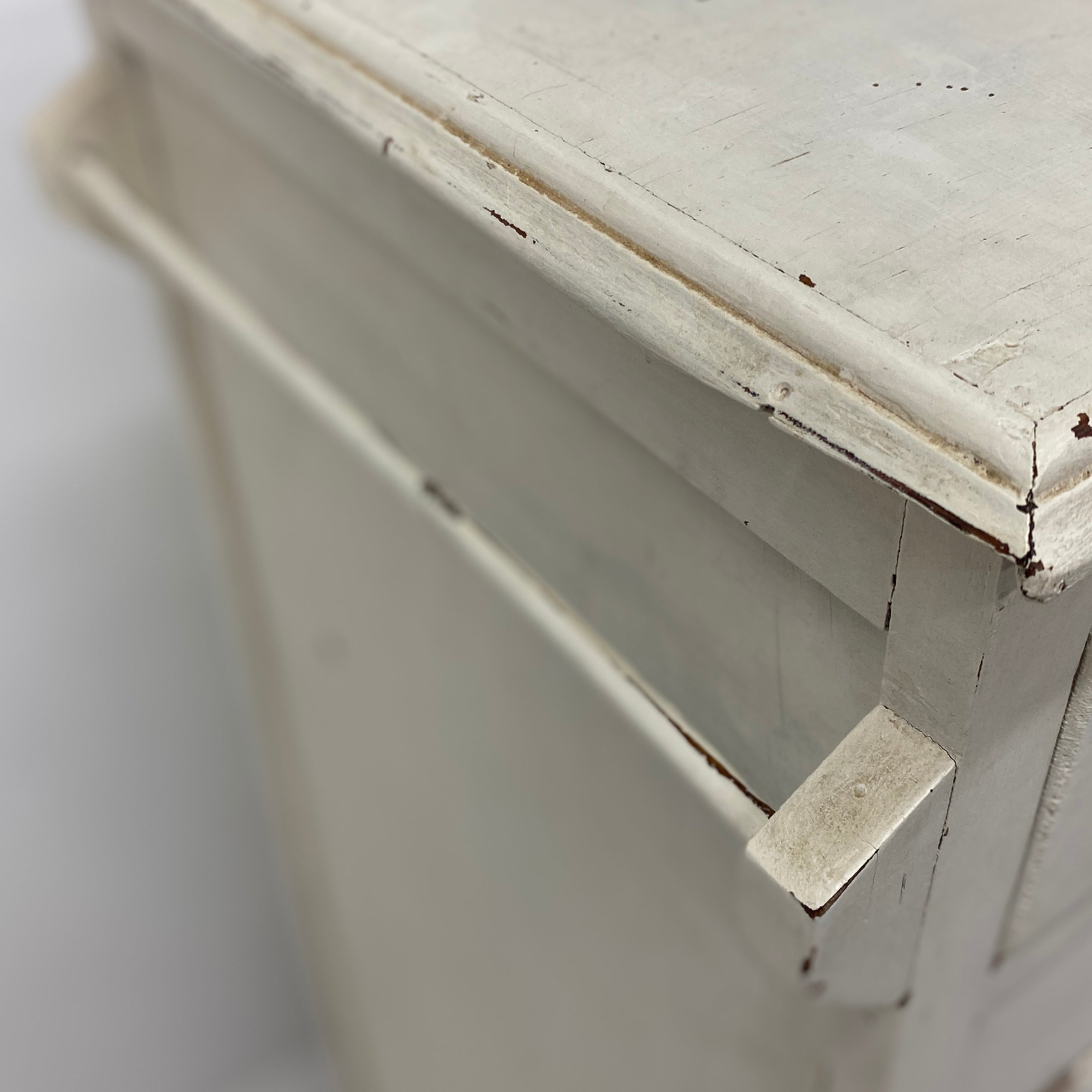 Rail Vintage Chest Of Drawers