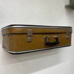 Load image into Gallery viewer, Side Of Suitcase Shelf 70&#39;s
