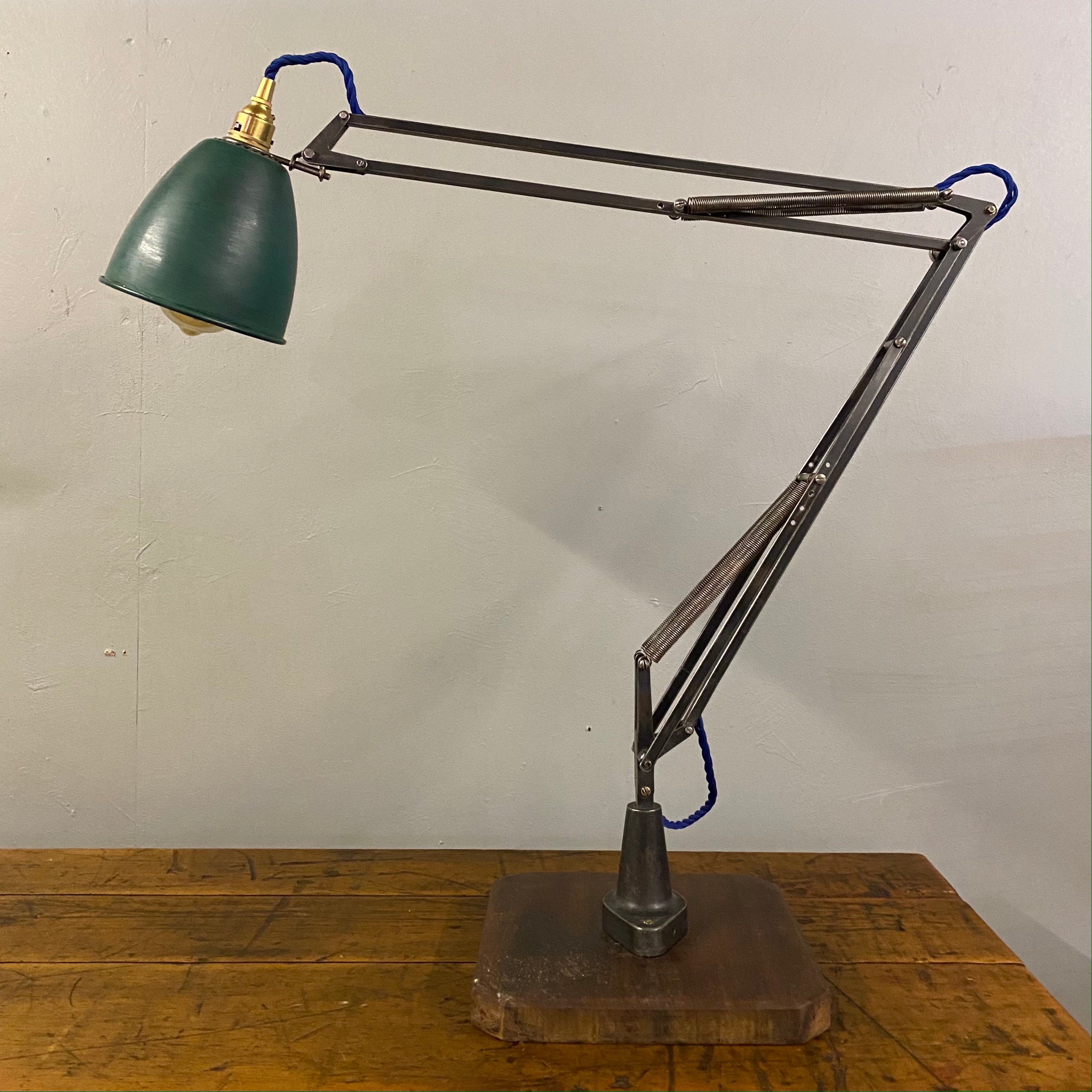 1950s anglepoise lamp